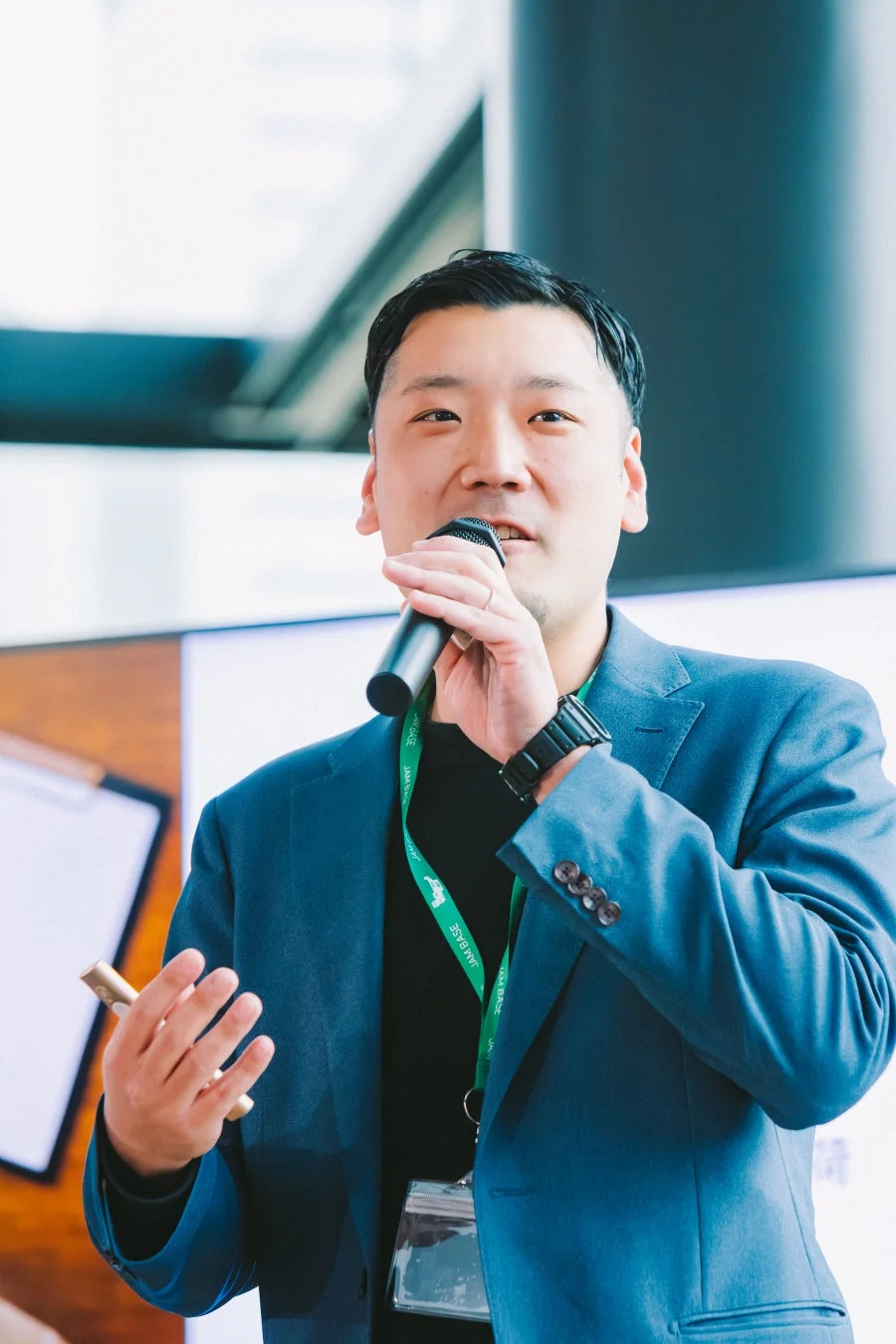 岸本渉氏の画像