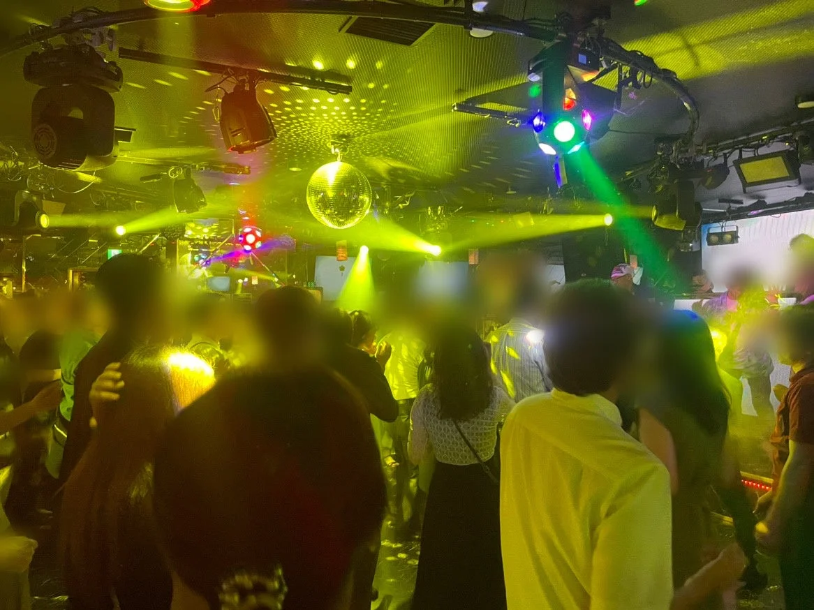 イベントで賑わうダンスフロア