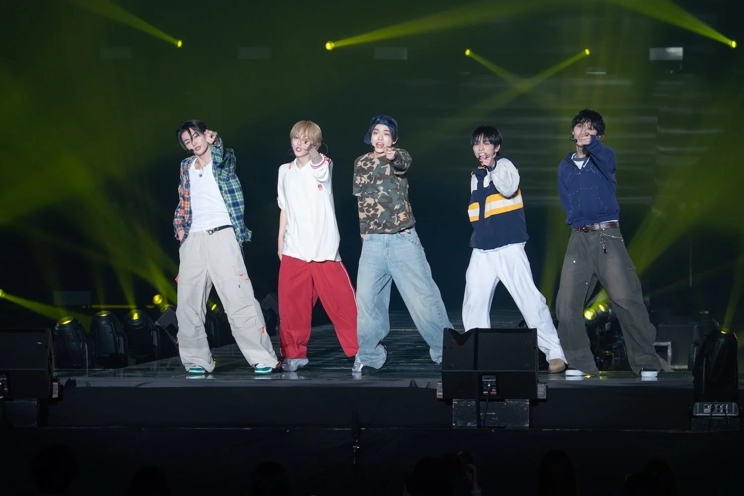 WILD BLUEのパフォーマンス