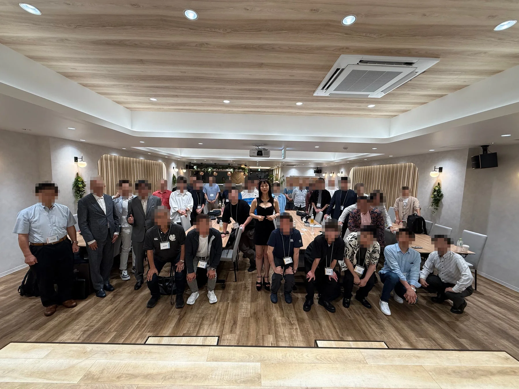 イベント参加者らしき集合写真