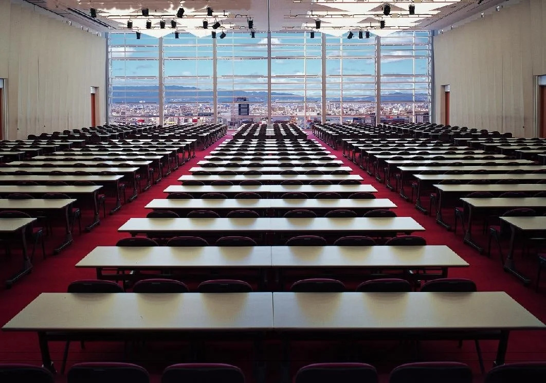 大阪会場の室内